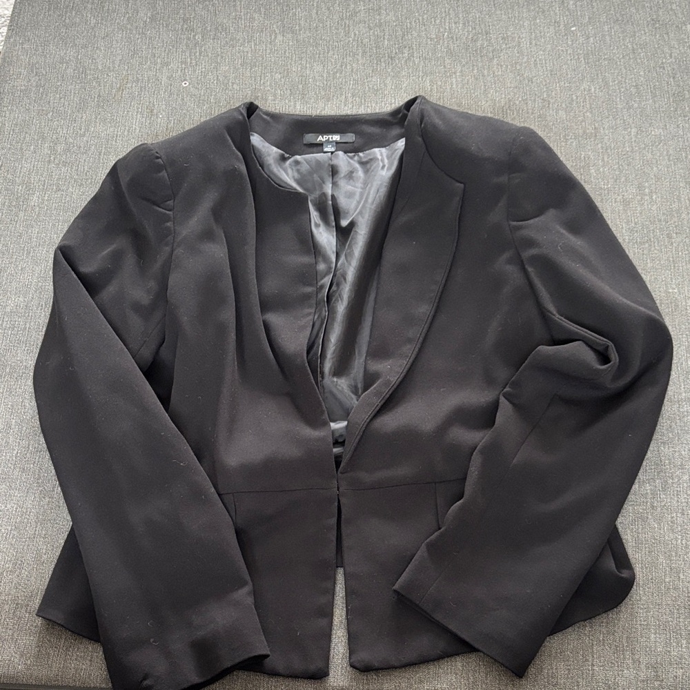 Apt. 9 Women's Elegant Black Blazer